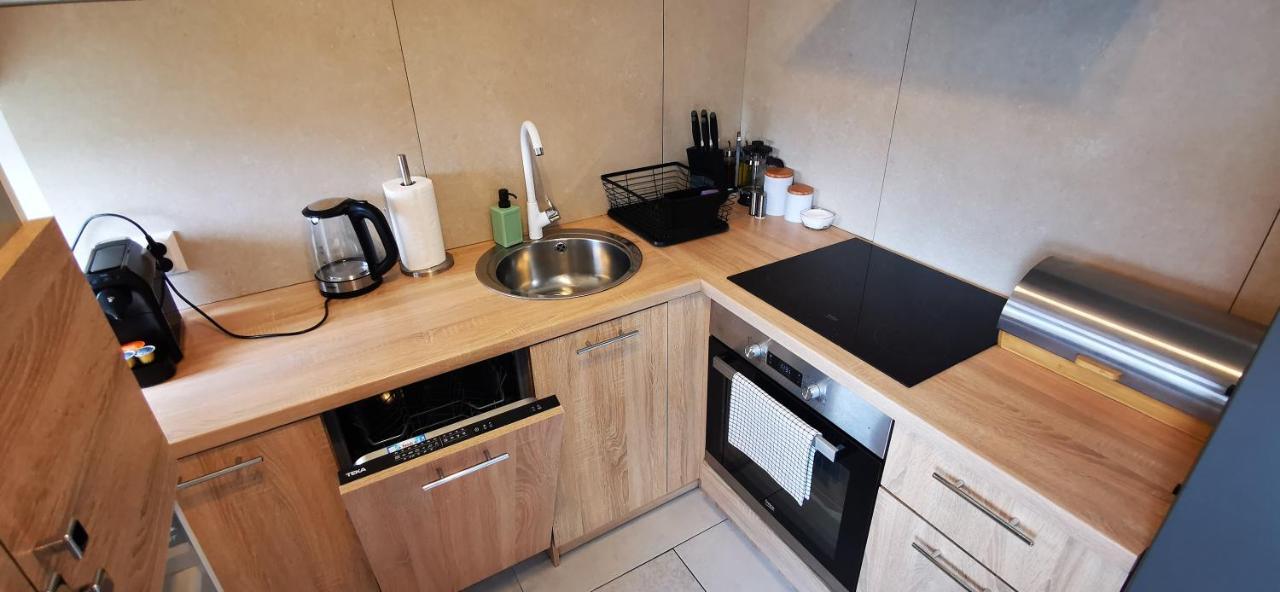 Klimatyczny Apartament Nr 8 Z Widokiem Na Gory Sowie Биелава Екстериор снимка