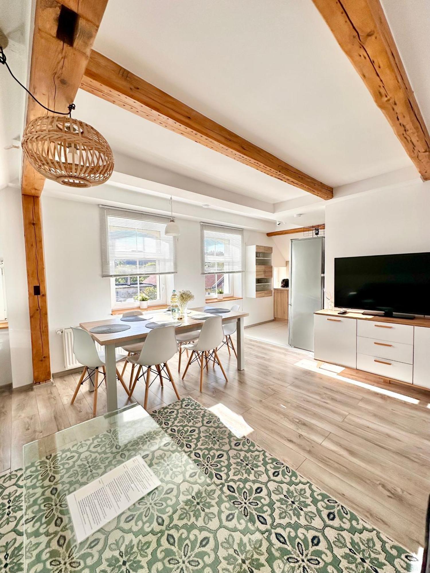 Klimatyczny Apartament Nr 8 Z Widokiem Na Gory Sowie Биелава Екстериор снимка